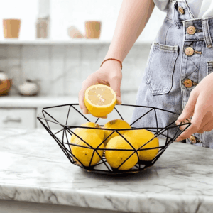 Cesto di frutta moderno