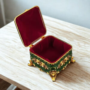 Portagioie in metallo in stile boho - verde